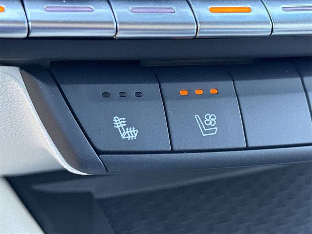 New 2025 Cadillac CT4 Premium Luxury image 19