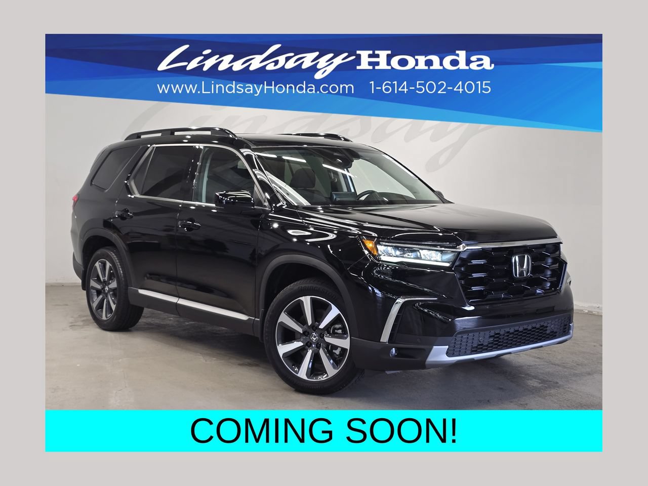 Used 2025 Honda Pilot Touring image 1
