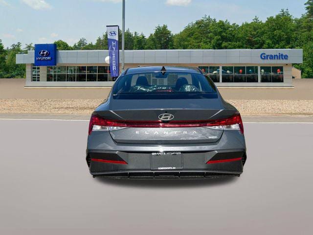 New 2026 Hyundai Elantra Hybrid FWD image 6