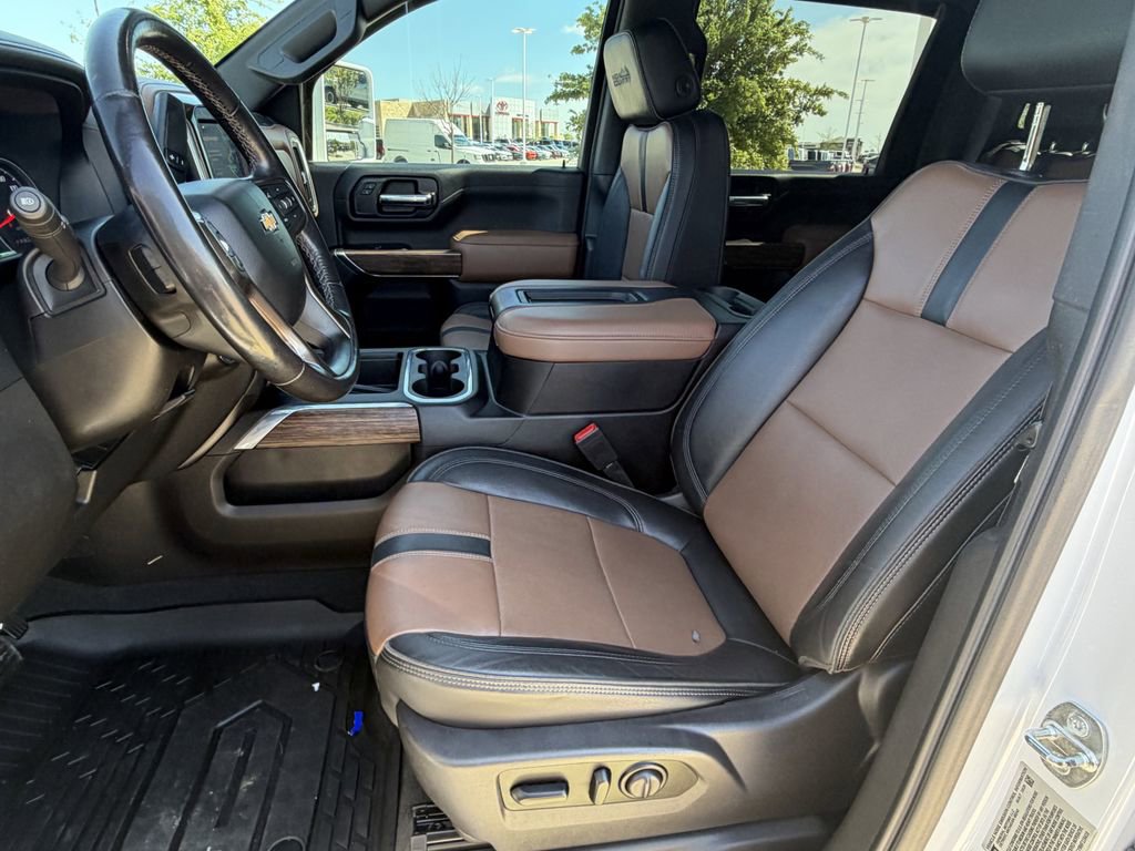 Used 2021 Chevrolet Silverado 2500 High Country w/ Z71 Off-Road Package image 25