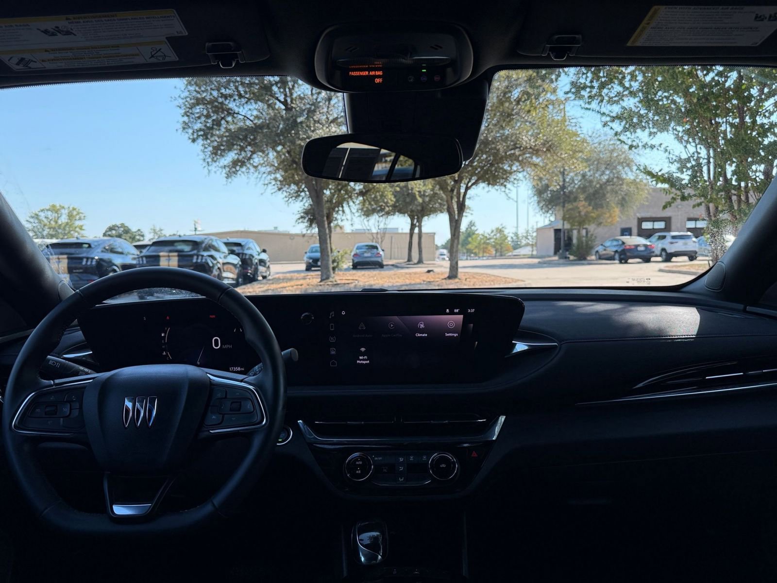 Used 2025 Buick Envista Sport Touring image 33