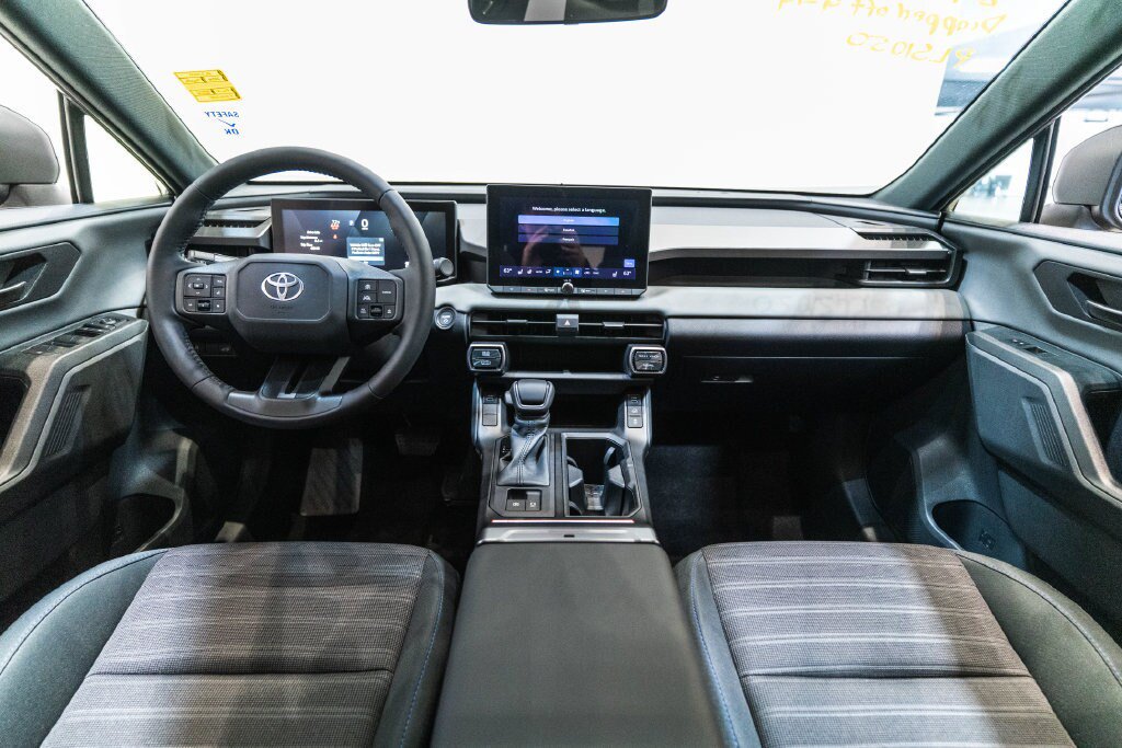 Certified 2026 Toyota RAV4 SE w/ Convenience Package AWD/4WD image 14