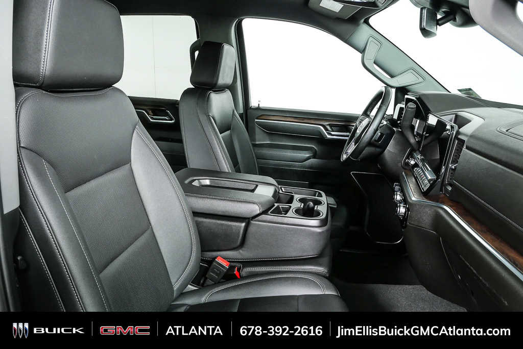 Used 2025 GMC Sierra 1500 SLT AWD/4WD image 21
