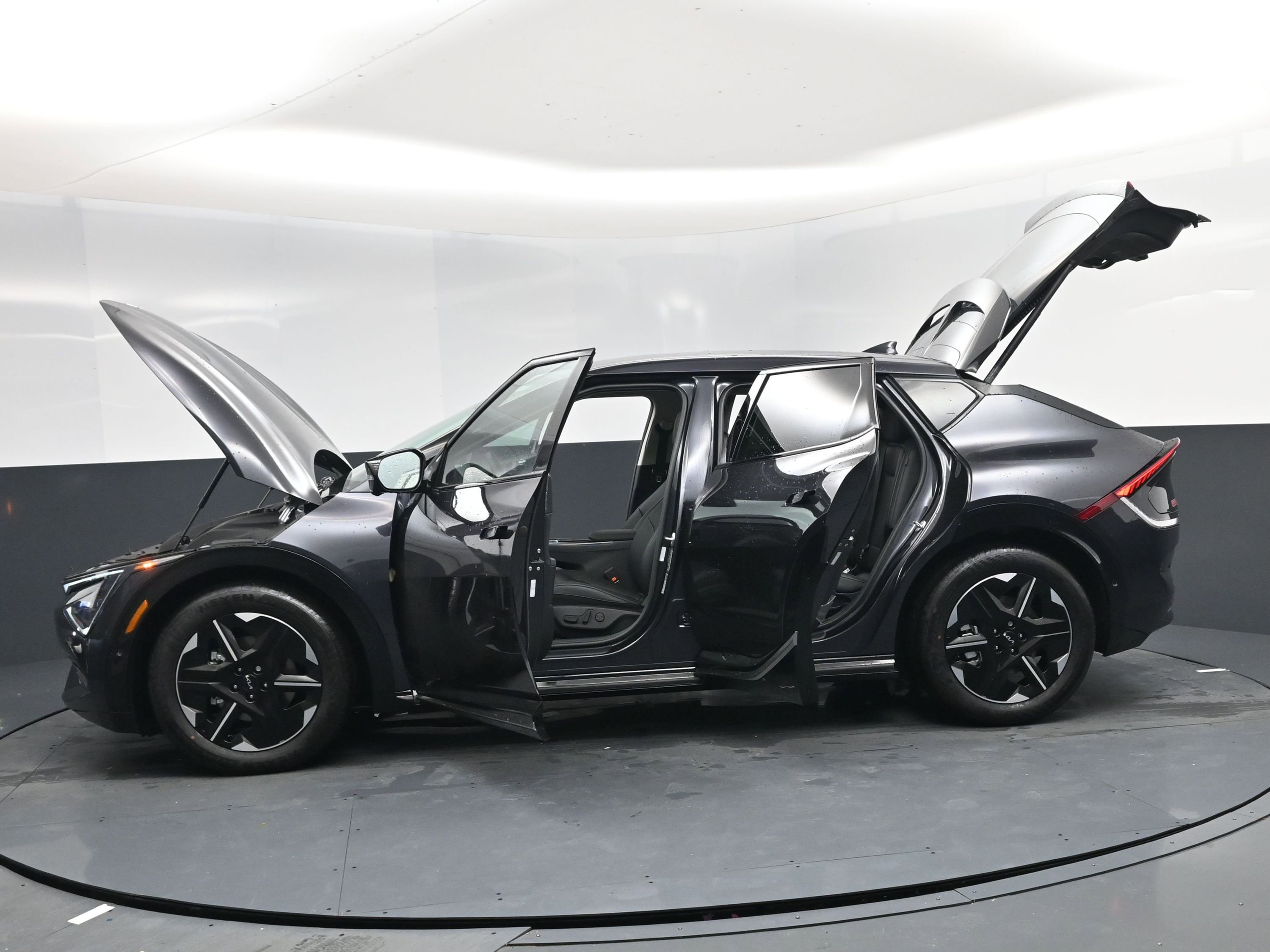 New 2025 Kia EV6 Wind image 20