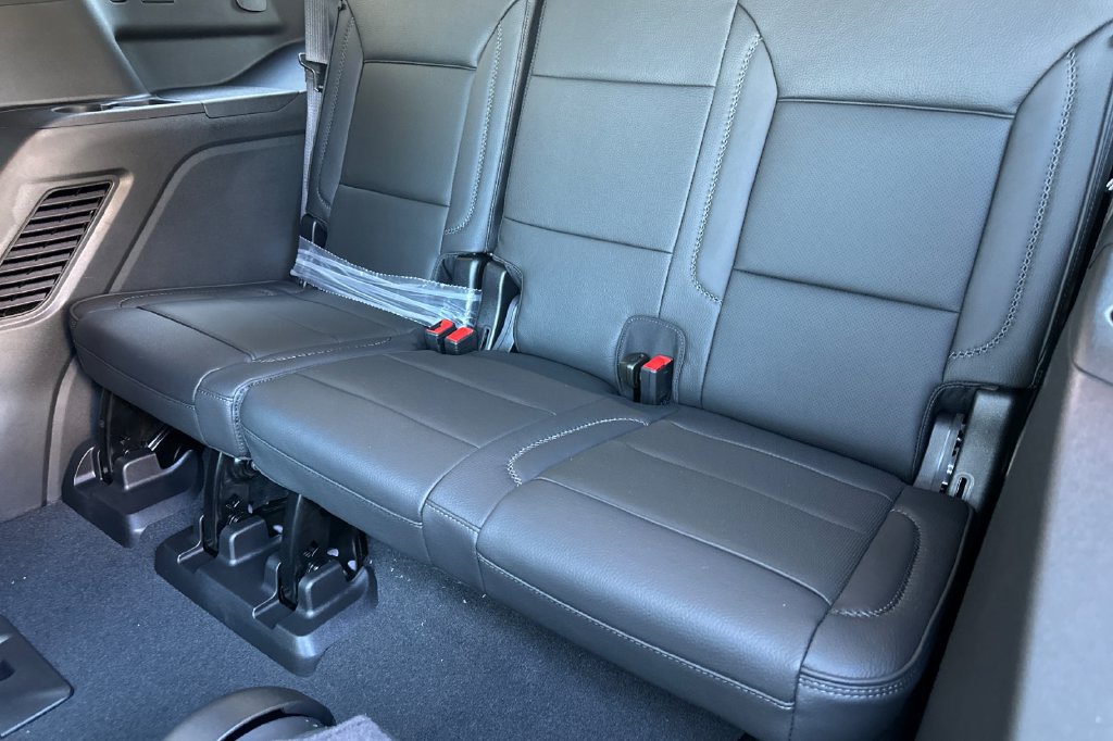 New 2027 GMC Yukon Denali w/ Advanced Technology Package AWD/4WD image 18