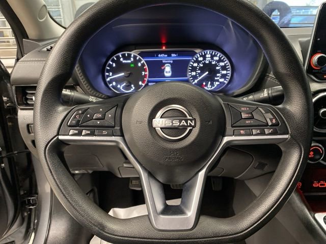 Used 2024 Nissan Sentra SV FWD image 12