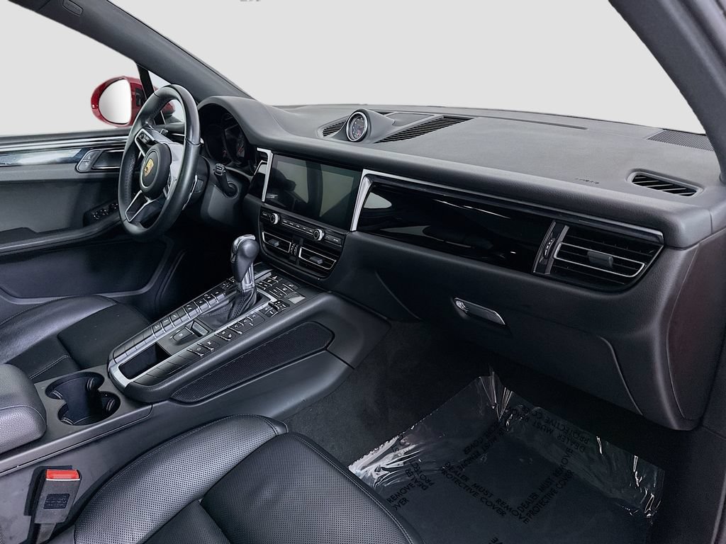 Certified 2021 Porsche Macan S AWD/4WD image 31