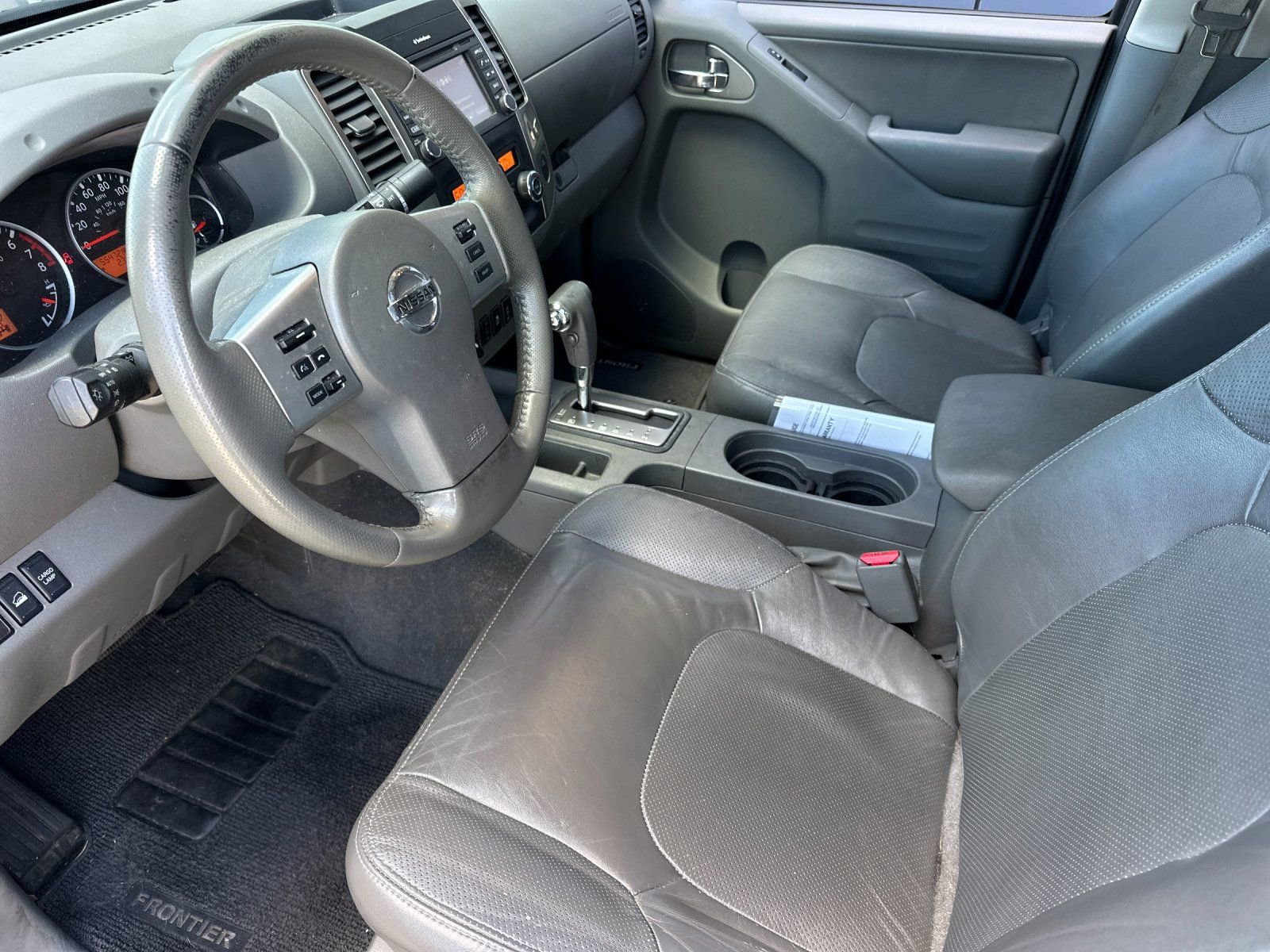 Used 2019 Nissan Frontier SL AWD/4WD image 9