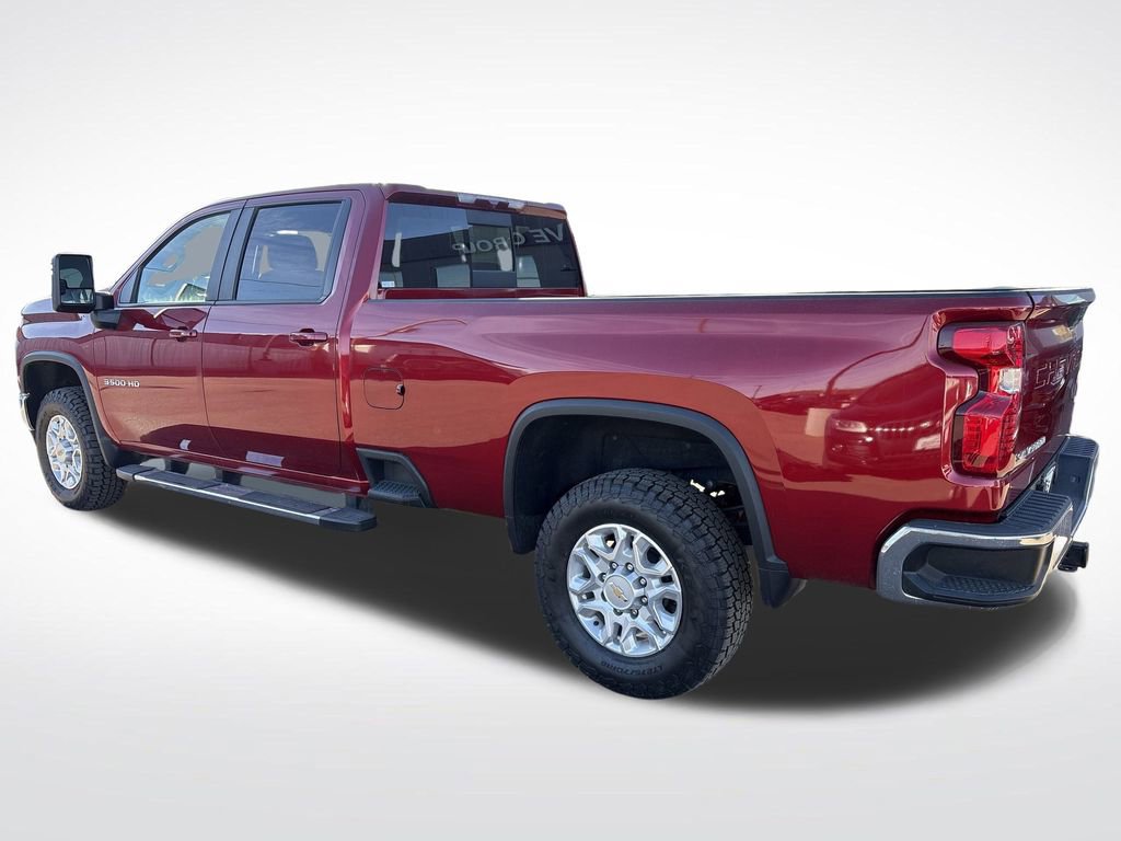 Used 2022 Chevrolet Silverado 3500 LT w/ Convenience Package image 3
