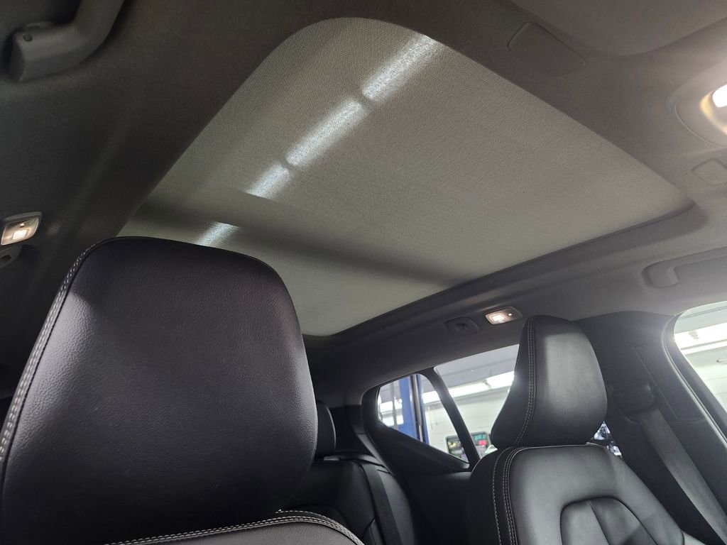 Used 2023 Volvo XC40 B5 Plus w/ Driver Assist Package image 12