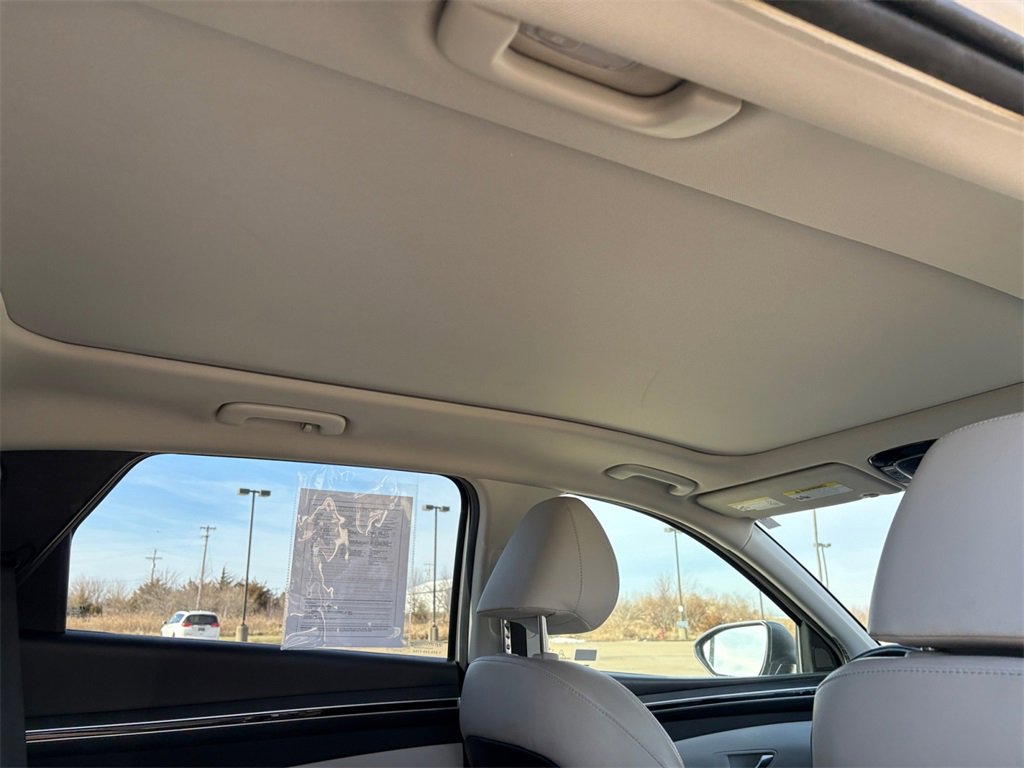 Used 2024 Hyundai Tucson Limited image 18