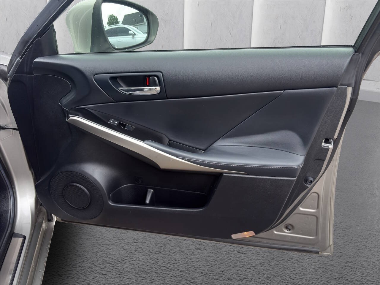 Used 2014 Lexus IS 250 RWD image 16