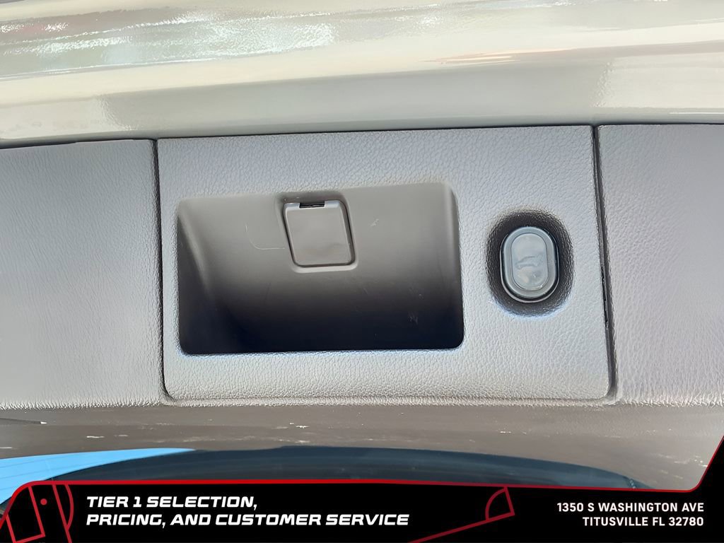 Used 2019 GMC Yukon Denali w/ Denali Ultimate Package AWD/4WD image 33