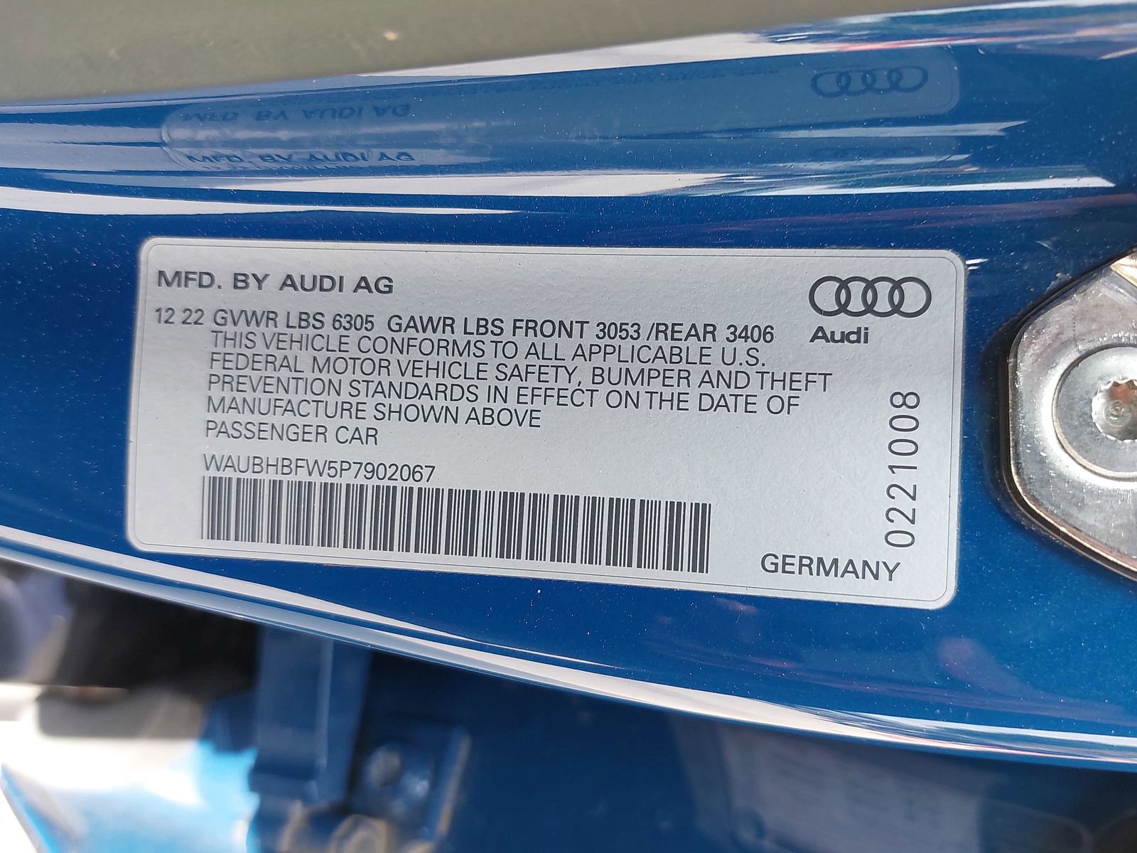 Used 2023 Audi RS e-tron GT w/ Carbon Performance Package AWD/4WD image 11