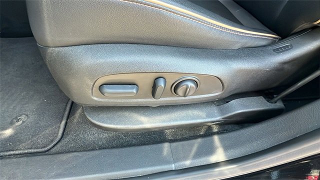 Used 2022 Chevrolet Blazer Premier w/ Enhanced Convenience Package image 21