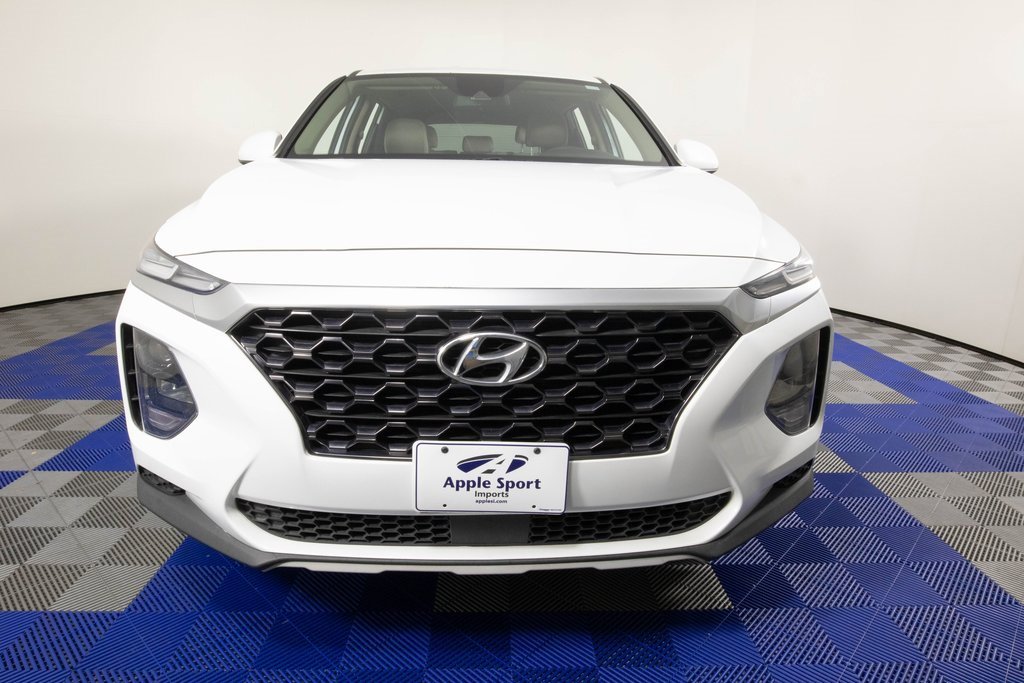 Used 2020 Hyundai Santa Fe SE image 2