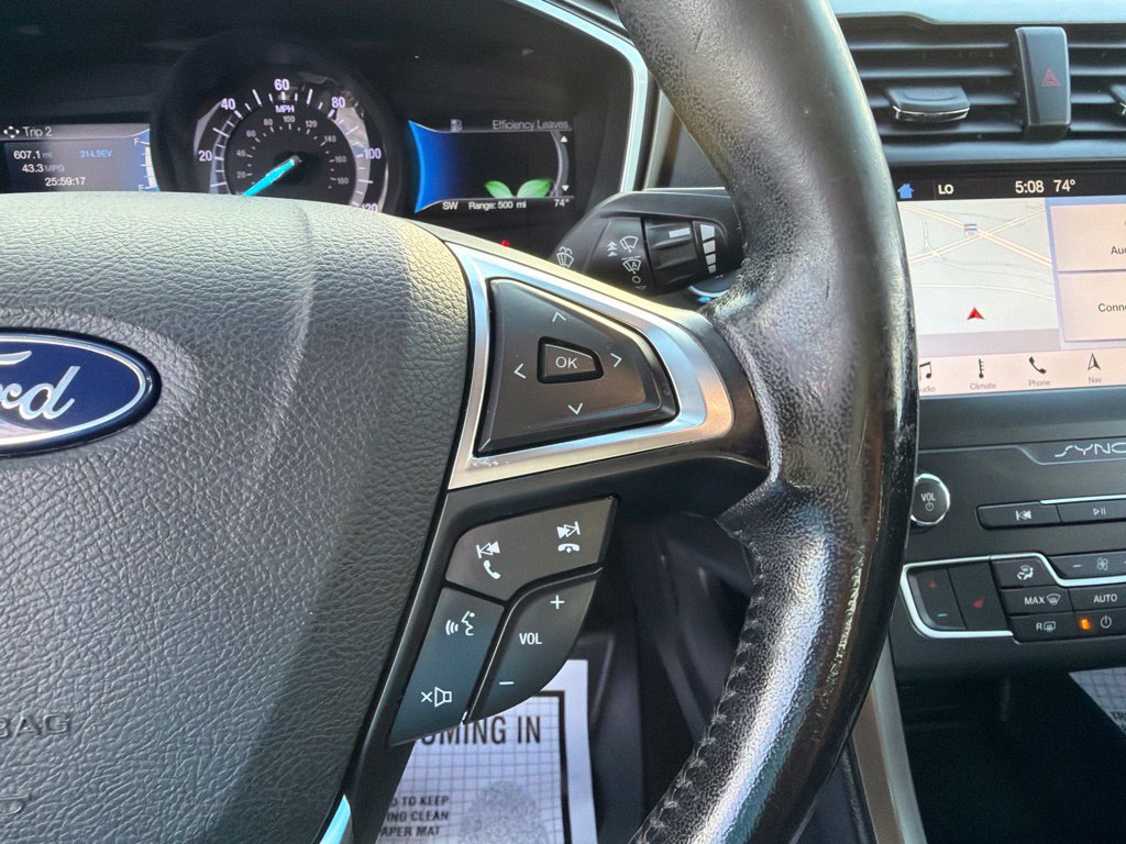 Used 2019 Ford Fusion SEL FWD image 30