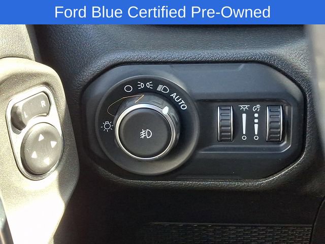 Used 2018 Jeep Wrangler Unlimited Sport S image 24