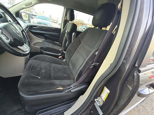 Used 2017 Dodge Grand Caravan SE w/ Power Window Group image 9