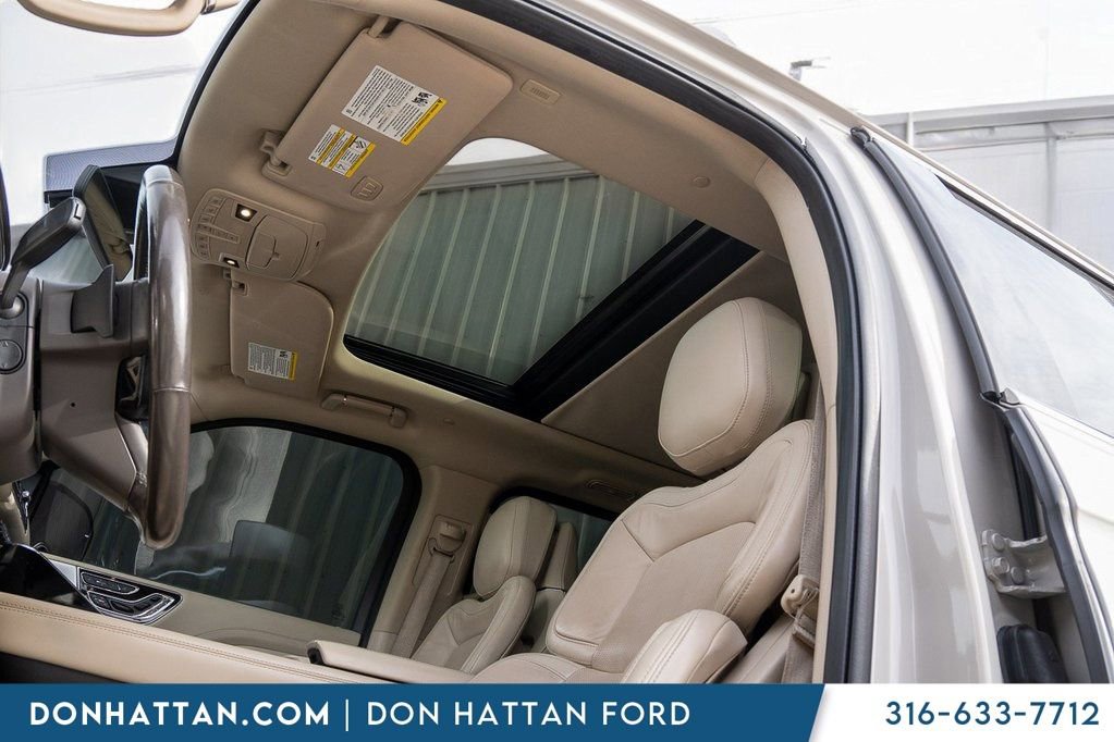 Used 2020 Lincoln Navigator Reserve w/ Luxury Package image 17