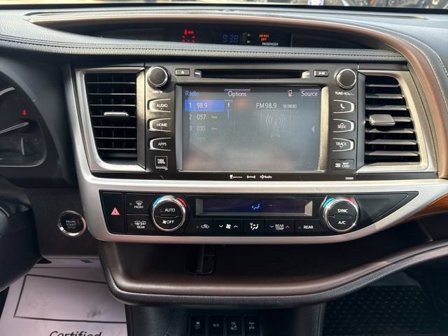 Used 2019 Toyota Highlander Limited Platinum AWD/4WD image 23