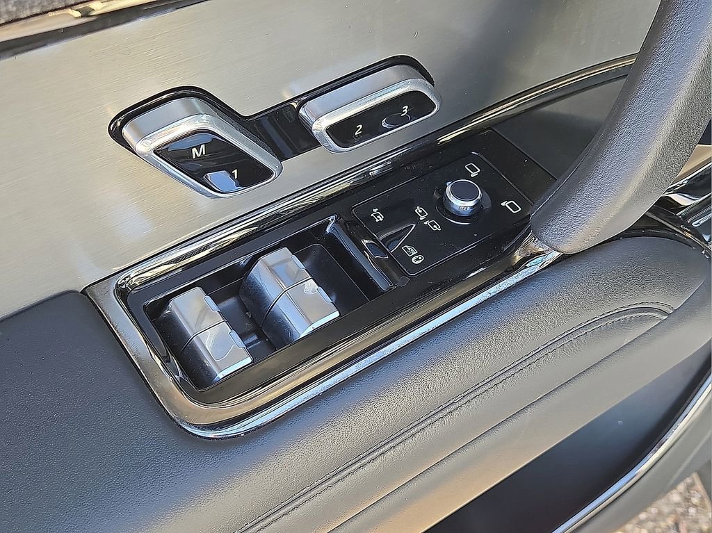 Used 2024 Land Rover Range Rover Sport Dynamic SE image 22