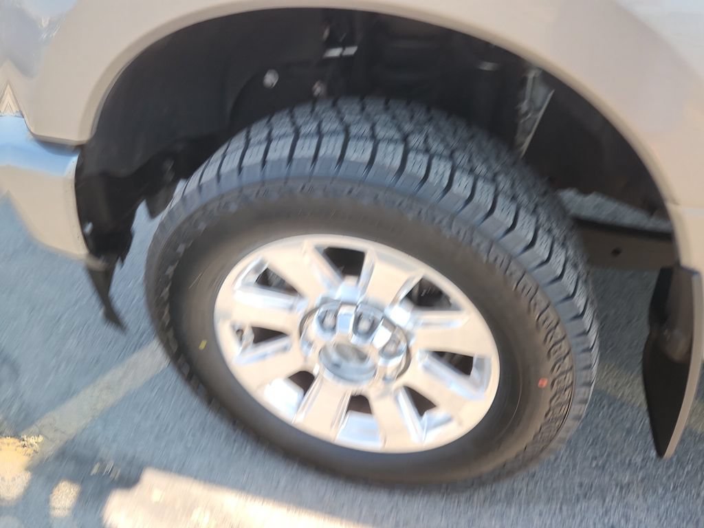 Used 2021 Ford F250 Platinum w/ FX4 Off-Road Package AWD/4WD image 19