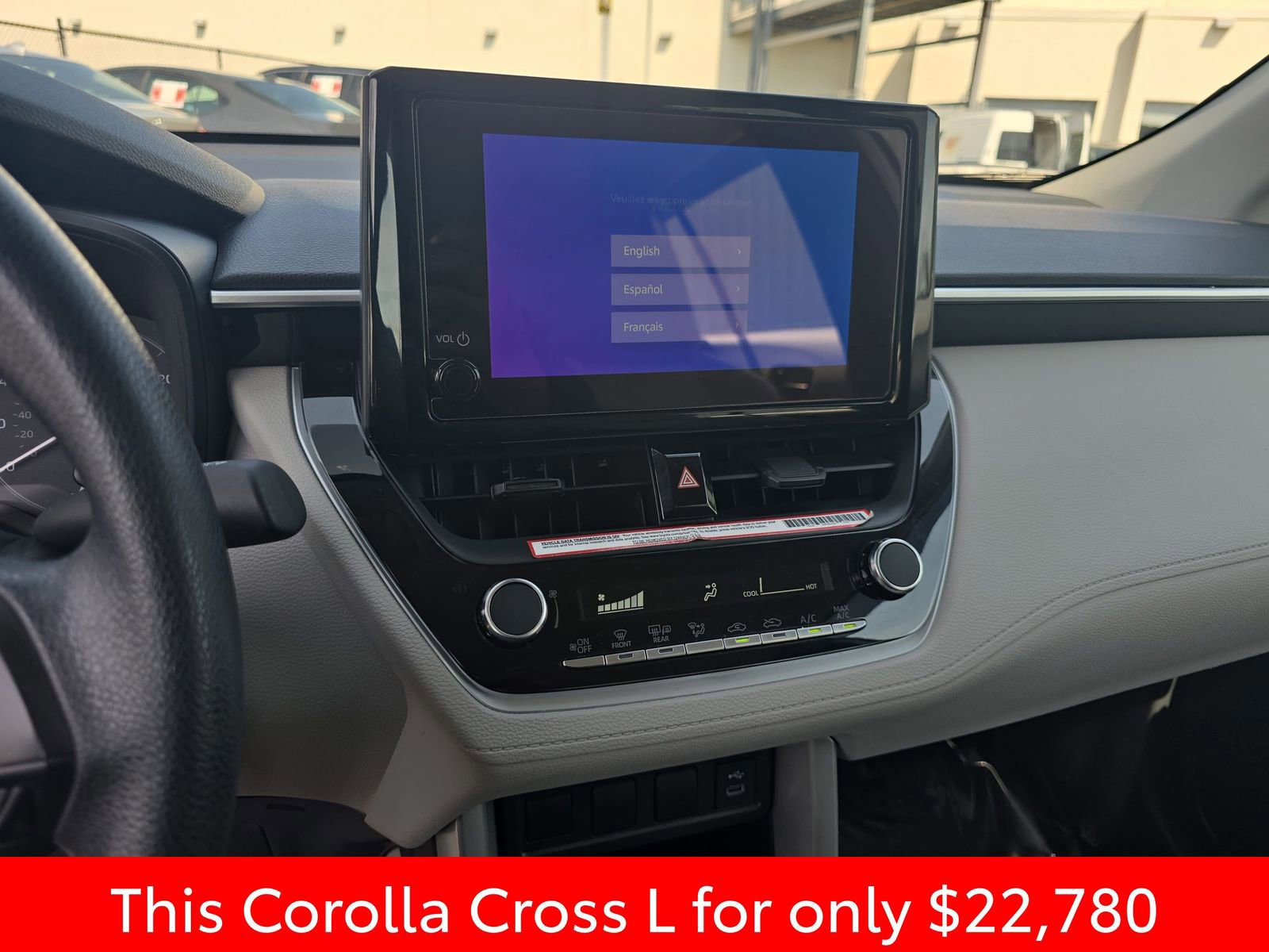 Used 2024 Toyota Corolla Cross L image 25