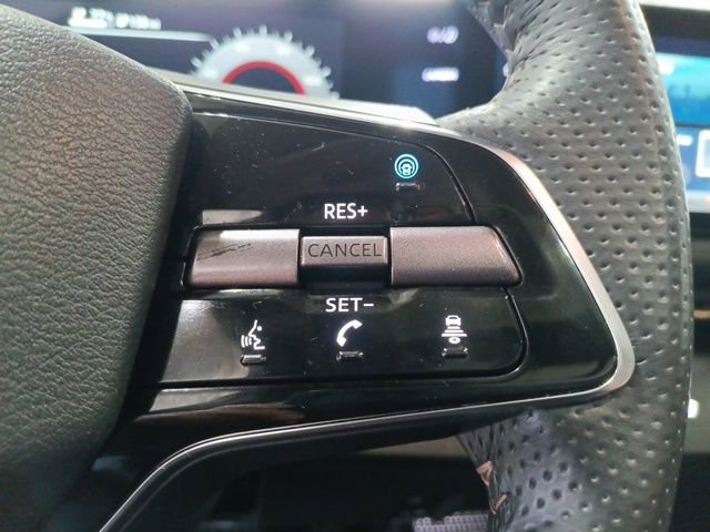 Used 2024 Nissan Ariya AWD image 22