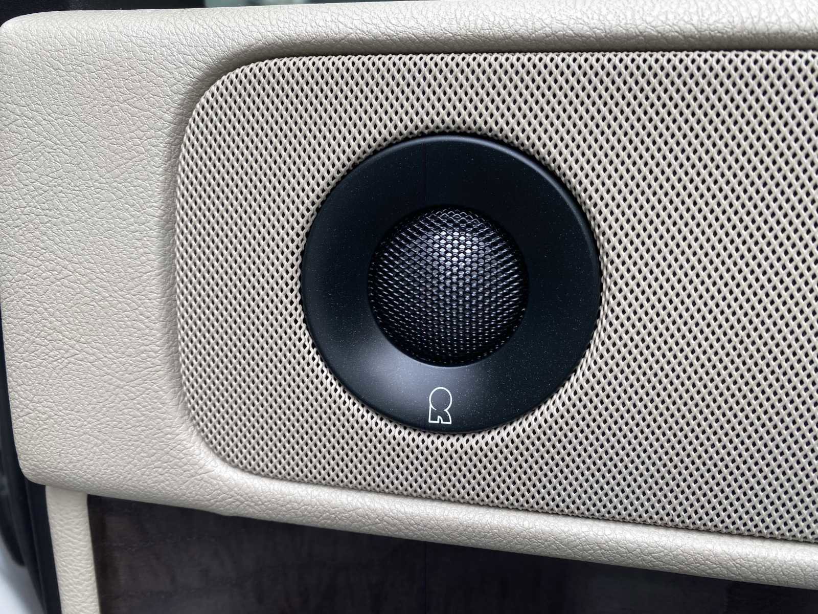 Used 2018 Lincoln Navigator L Reserve w/ Technology Package image 42