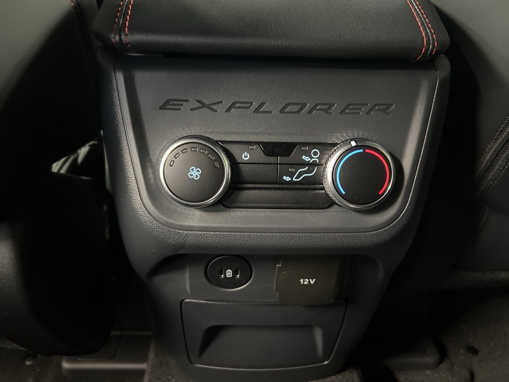 New 2026 Ford Explorer ST-Line image 32