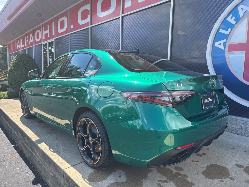 New 2025 Alfa Romeo Giulia AWD w/ Driving Assist Package image 8