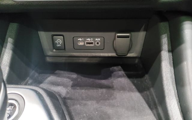 Used 2024 Nissan Sentra SR w/ SR Premium Package image 19