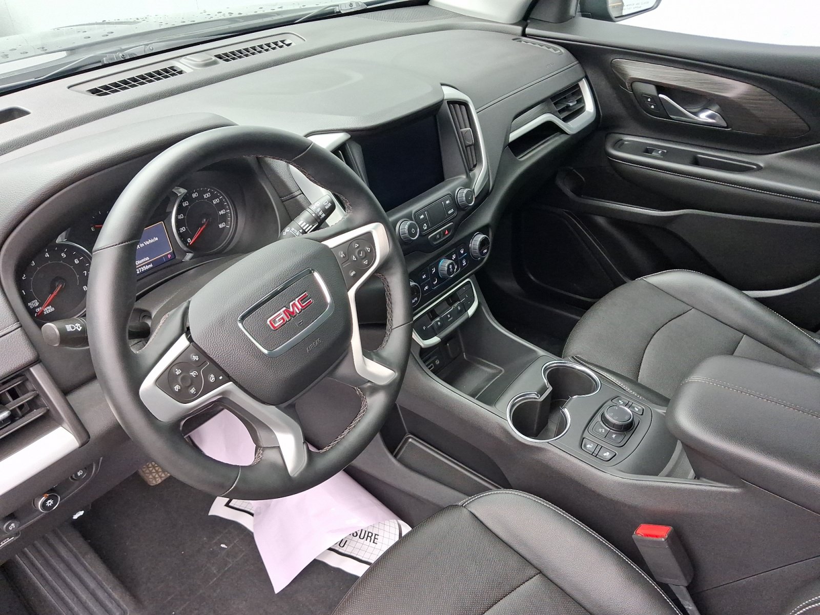 Used 2023 GMC Terrain SLT w/ LPO, Floor Liner Package AWD/4WD image 4