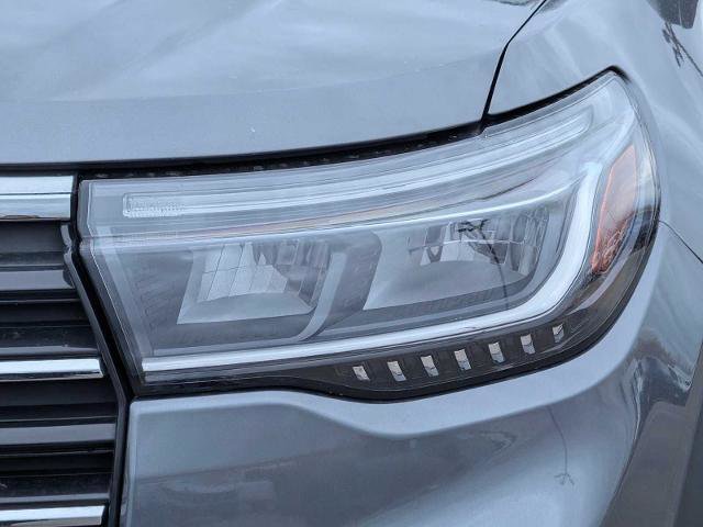 Certified 2025 Ford Explorer Active w/ Active Comfort Package image 10