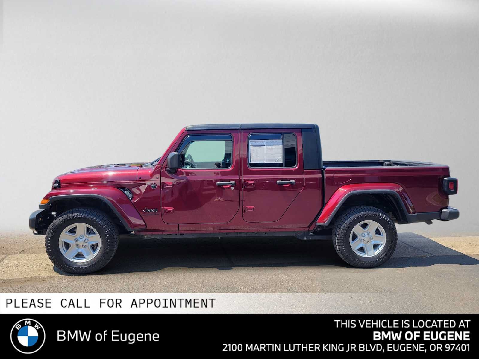 Used 2022 Jeep Gladiator Sport AWD/4WD image 6