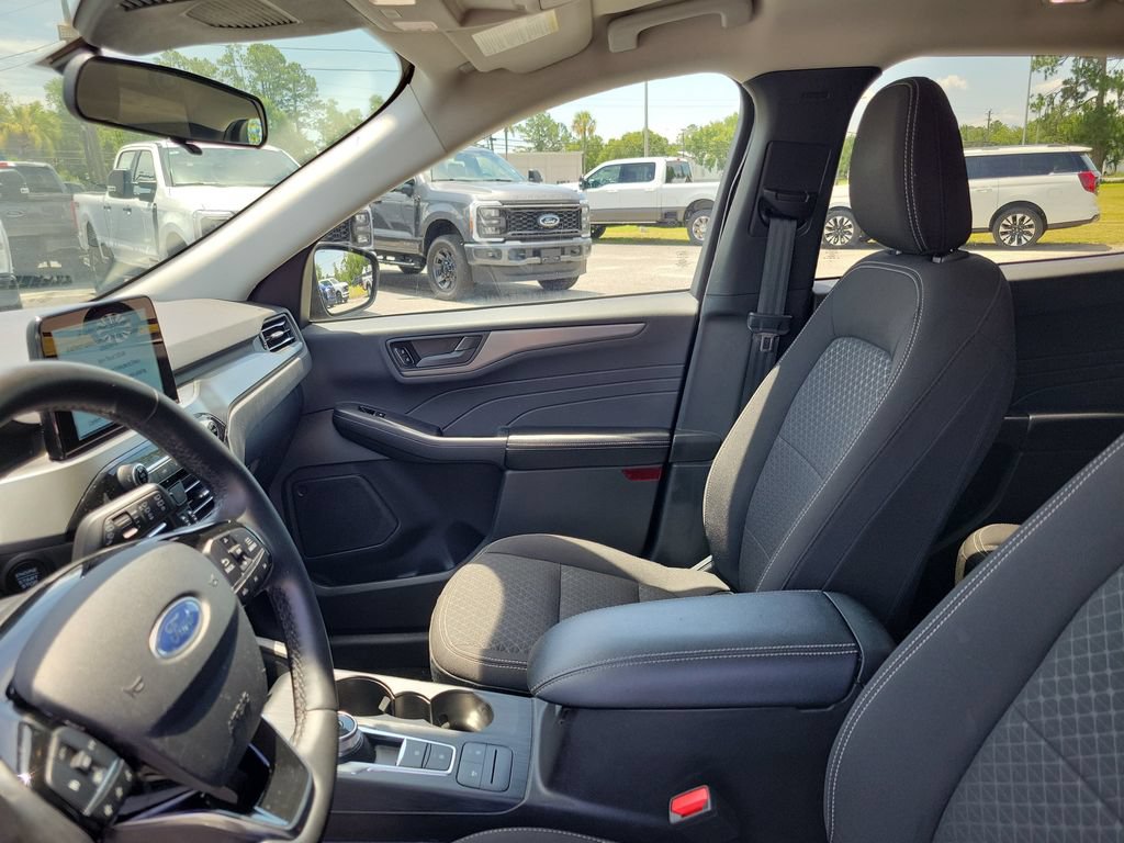 Used 2024 Ford Escape Active AWD/4WD image 21