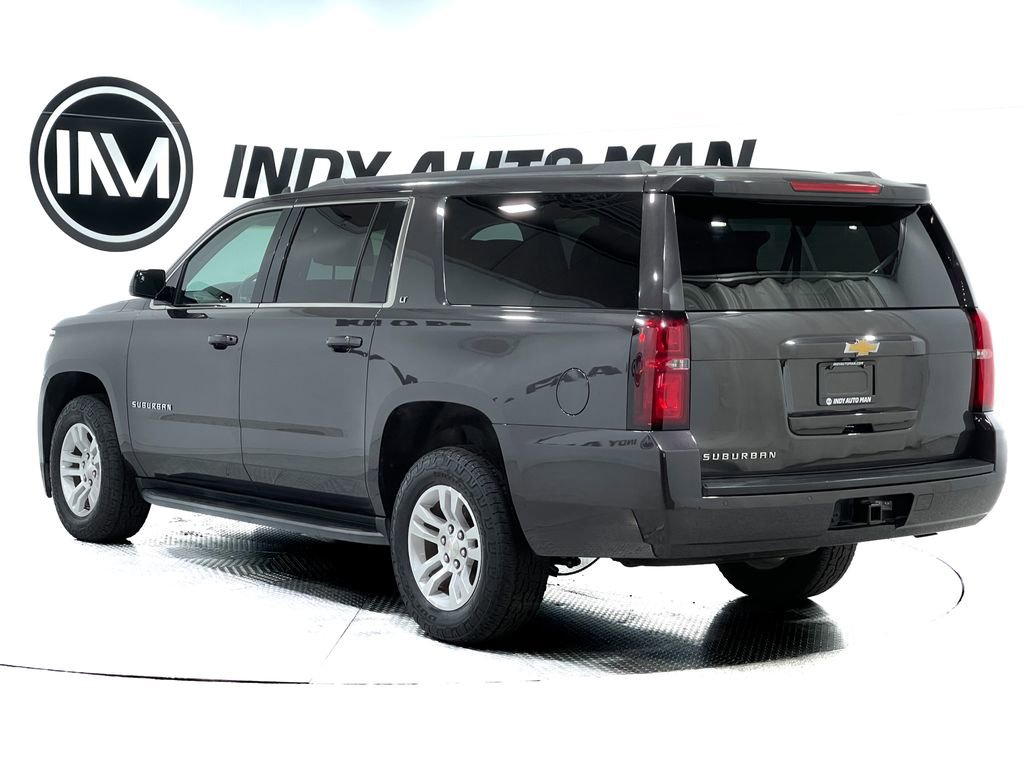 Used 2017 Chevrolet Suburban LT image 6