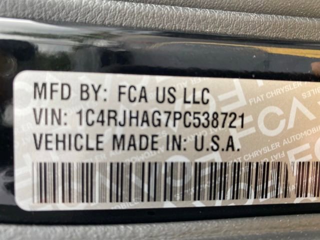 Used 2023 Jeep Grand Cherokee Altitude AWD/4WD image 27