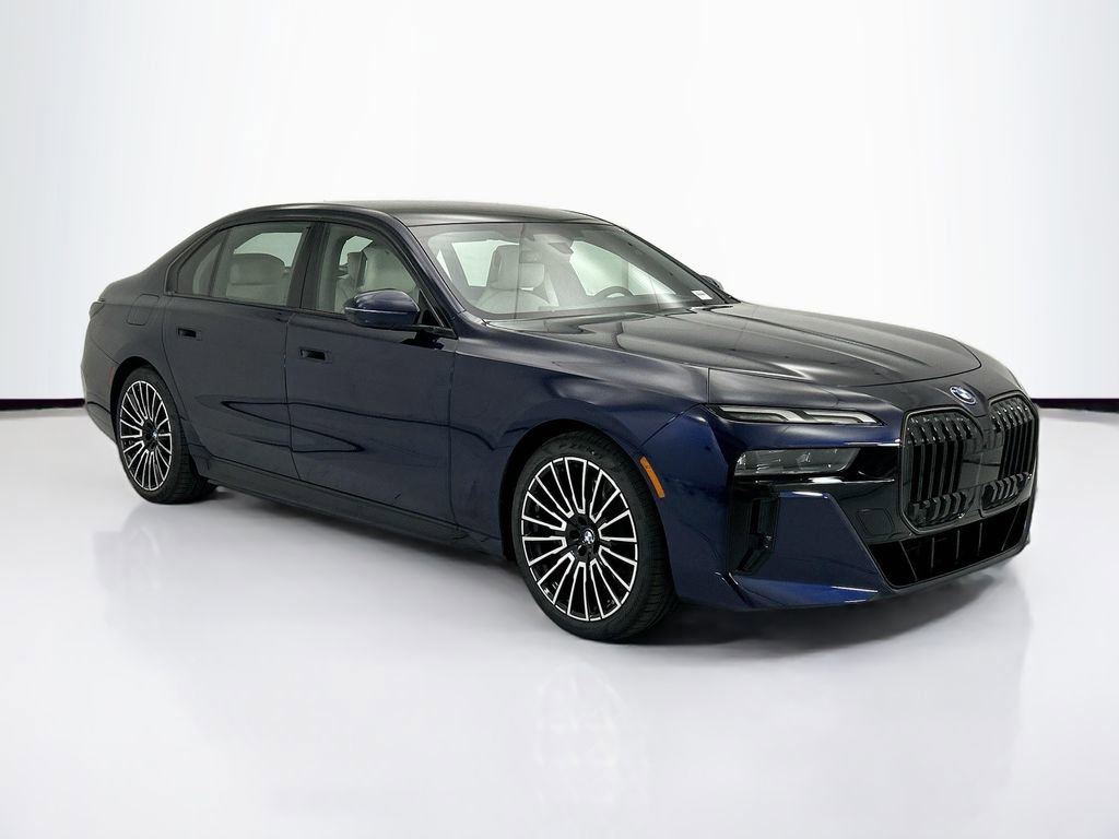 New 2026 BMW i7 xDrive60 w/ M Sport Package RWD image 3