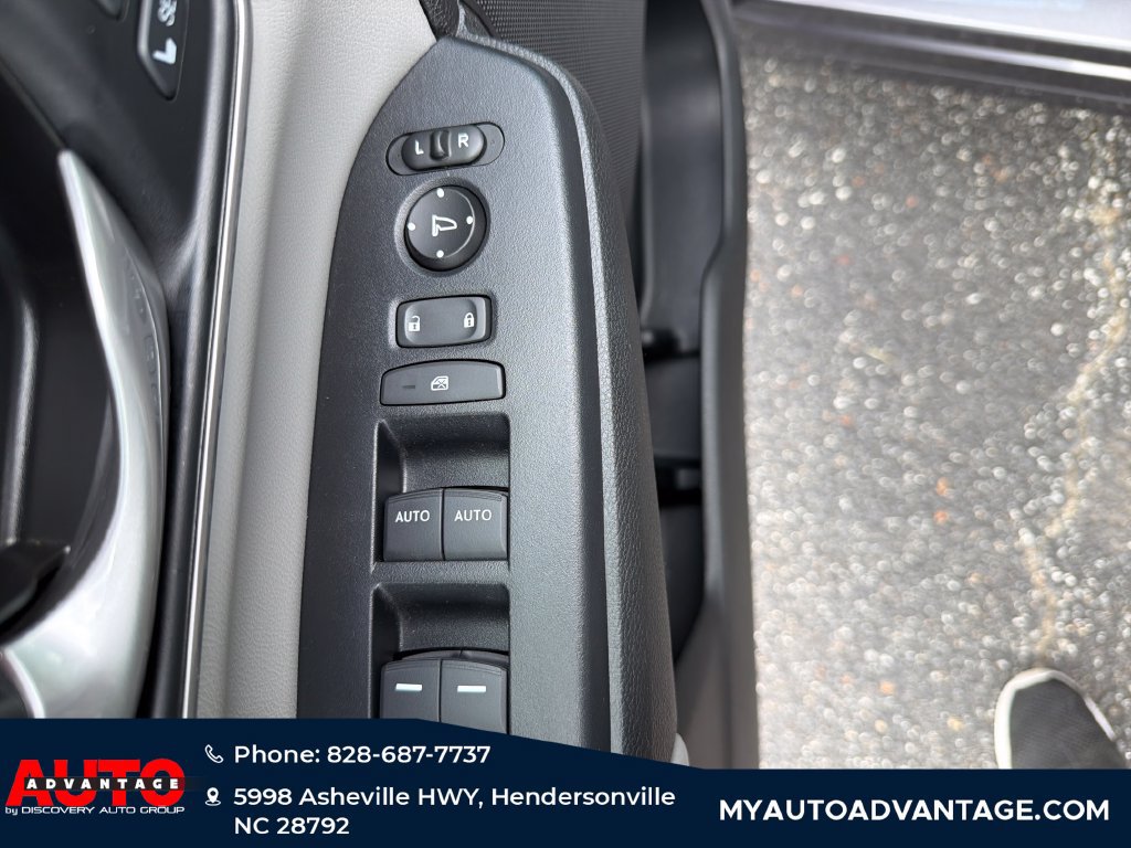 Used 2020 Honda CR-V Touring image 10