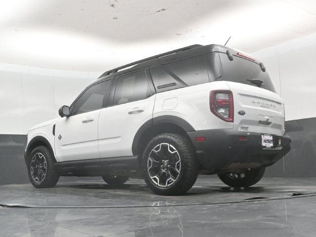 Used 2025 Ford Bronco Sport Outer Banks w/ Outer Banks Tech Package+ AWD/4WD image 57