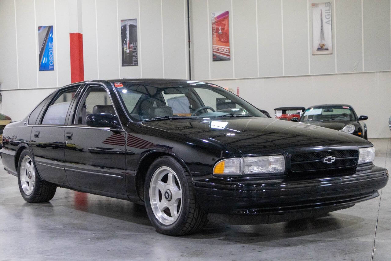 Used 1995 Chevrolet Impala SS RWD image 9