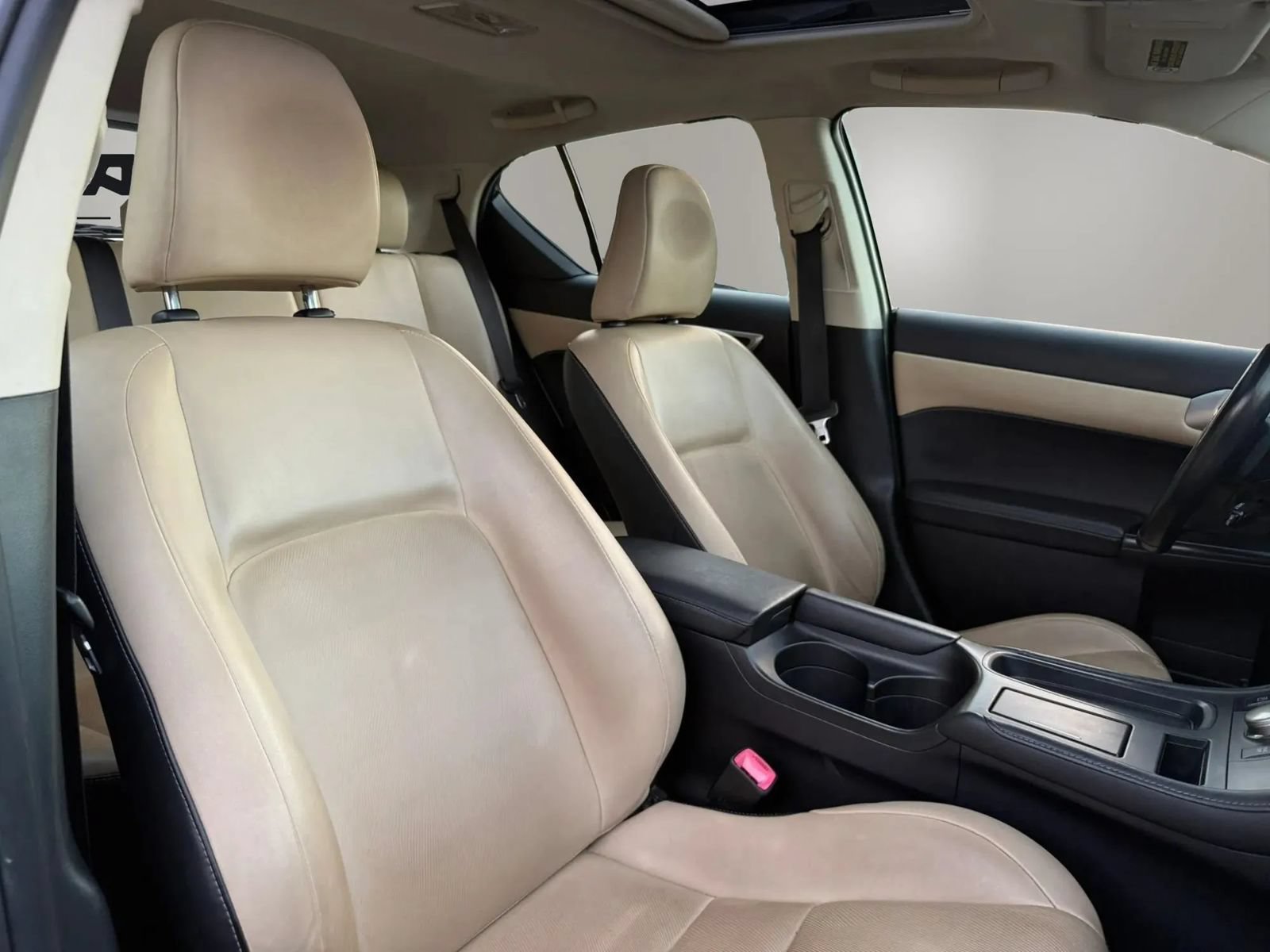 Used 2014 Lexus CT 200h FWD image 22