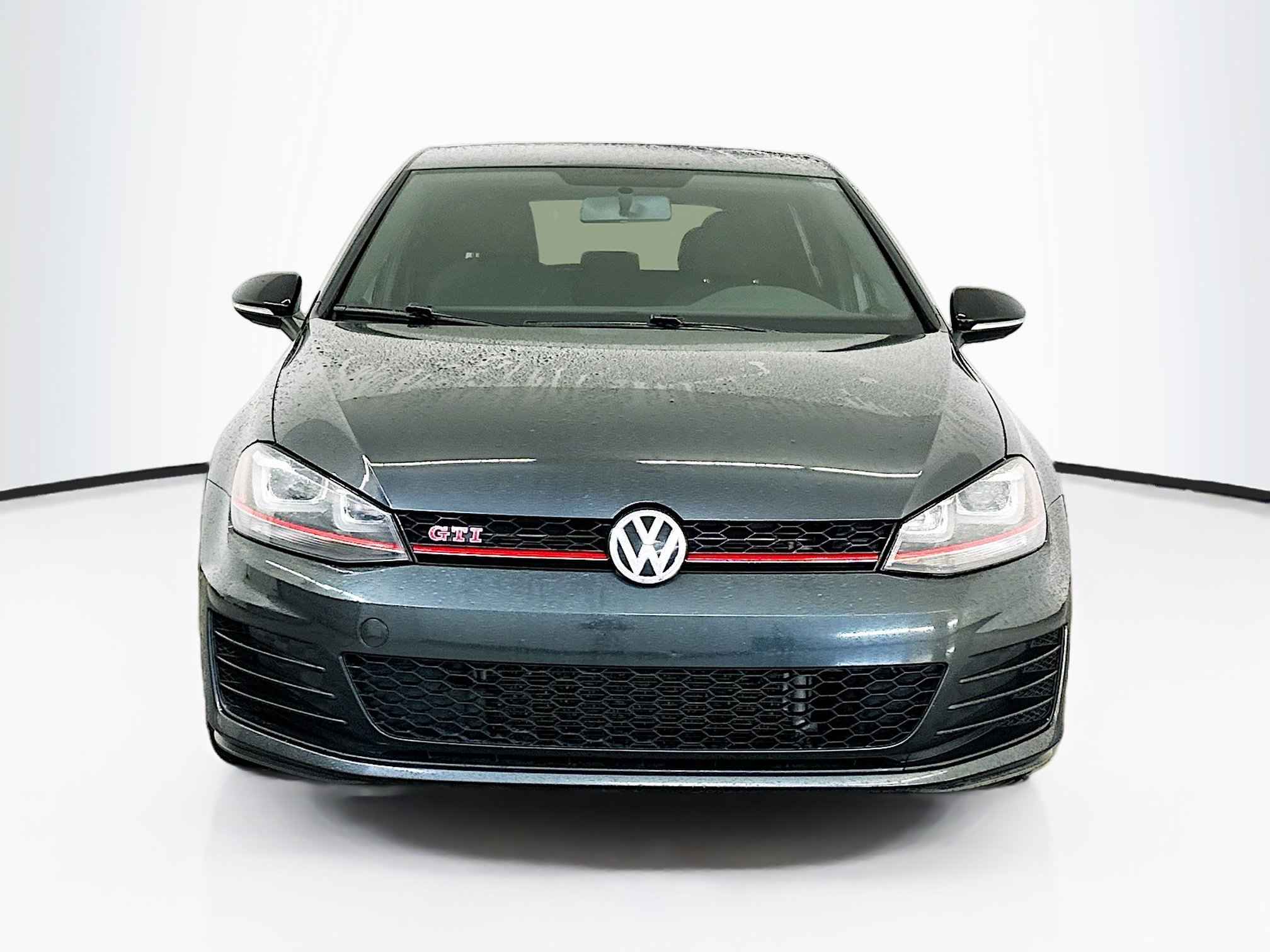 Used 2017 Volkswagen GTI Sport image 2