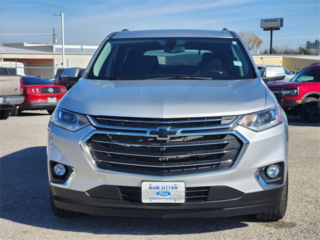 Used 2021 Chevrolet Traverse LT image 2