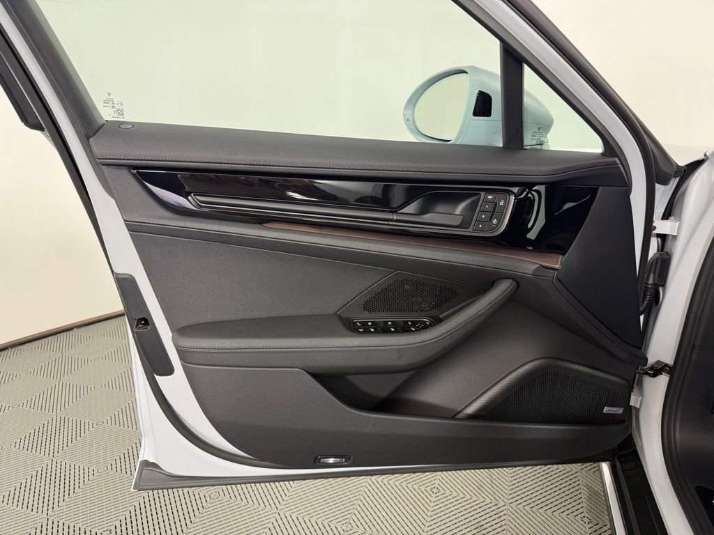 Certified 2026 Porsche Panamera 4S image 20