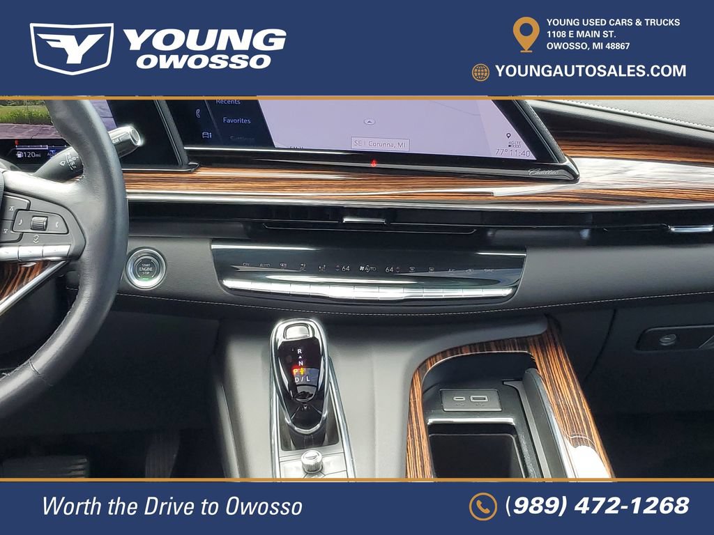 Certified 2024 Cadillac Escalade Premium Luxury w/ LPO, Floor Liner Package AWD/4WD image 29