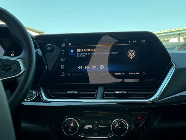 Certified 2024 Chevrolet Trax ACTIV FWD image 21