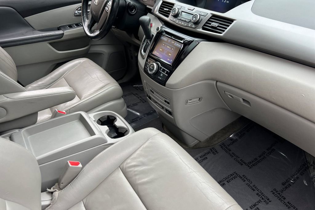 Used 2015 Honda Odyssey EX-L image 16